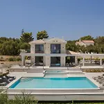 Brand New Luxury - Marie's Happy Place *