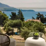 Villa Brand New Luxury - Marie's Happy Place