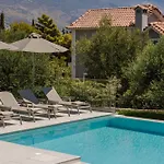 Vila Brand New Luxury - Marie's Happy Place Pesádha