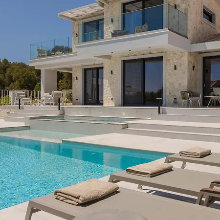 Вилла Brand New Luxury - Marie's Happy Place