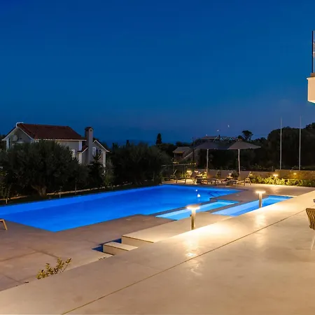 Brand New Luxury - Marie's Happy Place فيلة *