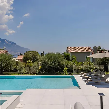 Brand New Luxury - Marie's Happy Place * Песада