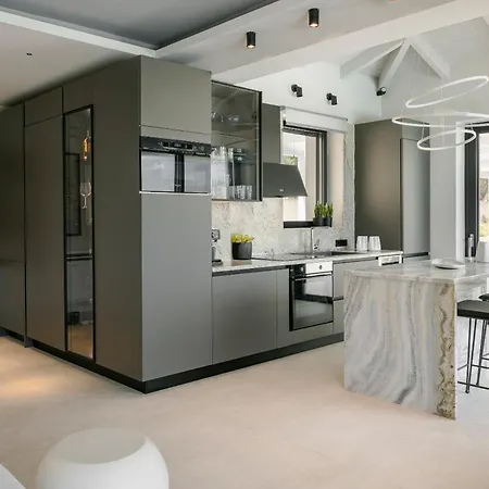 Brand New Luxury - Marie's Happy Place فيلة