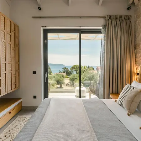 Brand New Luxury - Marie's Happy Place Песада